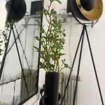 Nifty 2 Bedroom Flat In Goswell Rd