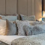 Marble Arch - Grovesnor Residences