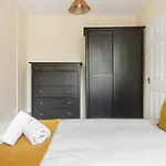 Parea Living - Cosy Flat With Skyline Views Beside Canary Wharf