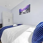 Westminster 2 Bedroom Apartment With Ac Sleeps 5