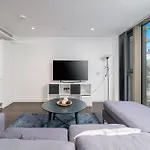Luxury 1 Bed Apartment In Tower Hill