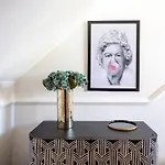 Fabulous Gloucester Road Apartment