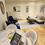 Luxury Suite In Central London Near Buckingham Palace, Big Ben And London Eye