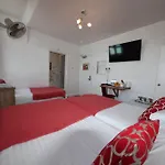 City London Hotel