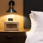 room2 Hammersmith Hometel