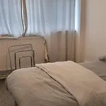 Double Room In A Cosy Flat In Tooting