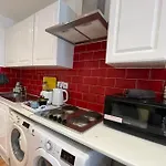 Studio Apartment In Barbican / Farringdon
