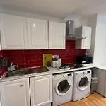 Studio Apartment In Barbican / Farringdon