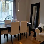 Luxurious Duplex Design-Flat Kensington