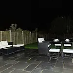 Bonneville House, Private Jacuzzi And Modern Interior