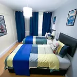 2 Bedroom Flat - 7 Min Walk Old Street Station