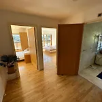London City Ensuite Room Sharing House City Airport