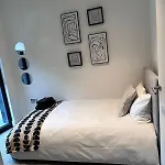 Stylist 2 Bedroom Apartment In Central London