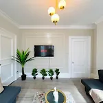 K Luxury Mansion Hyde Park