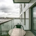 Guestready - Comfort By The Thames, W/ Balcony