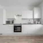 Modern Split Level 2Br Spacious Apt Maida Vale