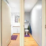 Comfy Private Room In Battersea Close To Clapham Junction