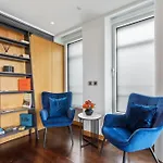 3Bed 3Bath Apt With 2Xbalconies In Central London