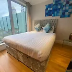 Desirable, Fashionable 2Bed Flat In Chelsea