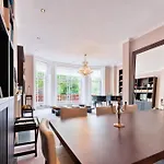 3 Bedroom Apartment Knightsbridge