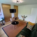 Peaceful Moira - 2 Bedroom Flat Between Brixton And Kennington 10Mins To Central London