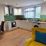Sterling Apartment, Bexley