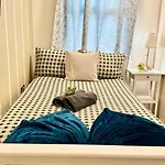 Guest And Rest 12