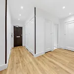 Modern Apartment In Marble Arch
