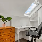 Luxurious Hidden Gem In Wandsworth