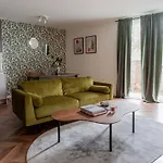 Deluxe 3 Bedrooms Modern Flat In Stratford