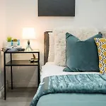 S1-4 Central Studios - Self Equipped- 15 Minutes To Oxford Street & Marble Arch