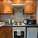 Central Cosy Flat, Long Term Welcome
