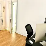Knightsbridge One Bedroom Flat