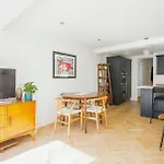 Stylish 2Br Flat With Amazing Patio