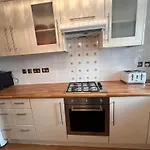 Apartment In Hyde Park