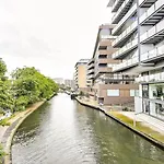 Guestready - Stunning Retreat In London