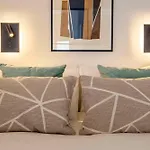 Coleherne Road Residence III