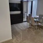 Stylish London Apartment & Free Parking