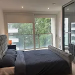 Modern 2 Bedroom Flat Near King\'S Cross.
