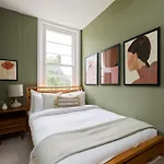 The Camden Hideout - Modish And Bright 2Bdr Flat