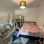 68 Clift House