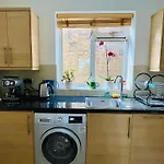 Lovely 1 Bedroom Apartment In The Heart Of Chelsea