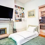 Top-Quality Flat In Central London