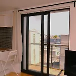 Spacious 2Bedroom Apartment In London City Airport