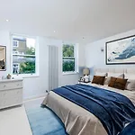 Kensington 2Bed 2Bath Breakfast