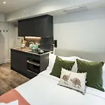 Hyde Park Studios By Sleepy