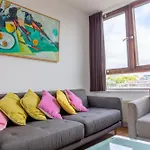 Unique Spacious Central 3 Bedroom With Rooftop Terrace