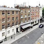 Stylish 1 Bedroom Apartment In Amazing Soho Location
