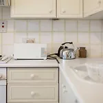 Cosy 2 Bedroom Flat In Pimlico 10 Minutes To Station