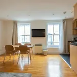 Spaciously Renovated 2Bd Flat - Camden